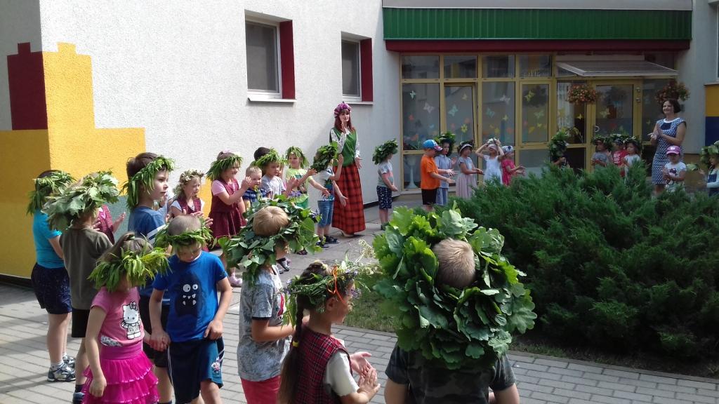 Ai, Jānīti,ai, Jānīti, ko tu laba mums atnesi?