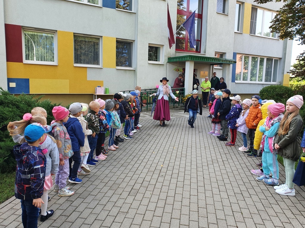 ,,1.septembris- Jauna ceļa sākums. Zinību diena 2021”